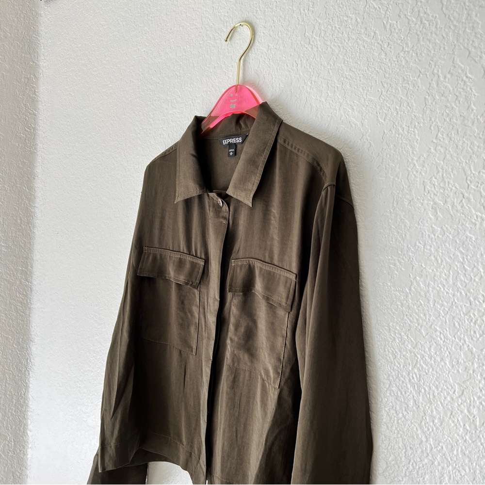 Express Utility Green Satin Button Up Long Sleeve… - image 8